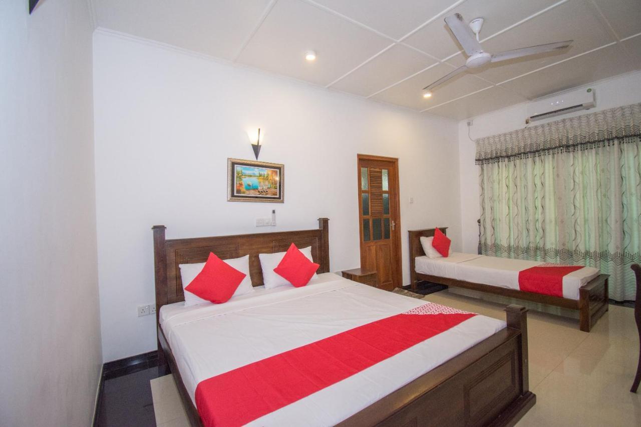 Avon Villa Hikkaduwa Pokoj fotografie